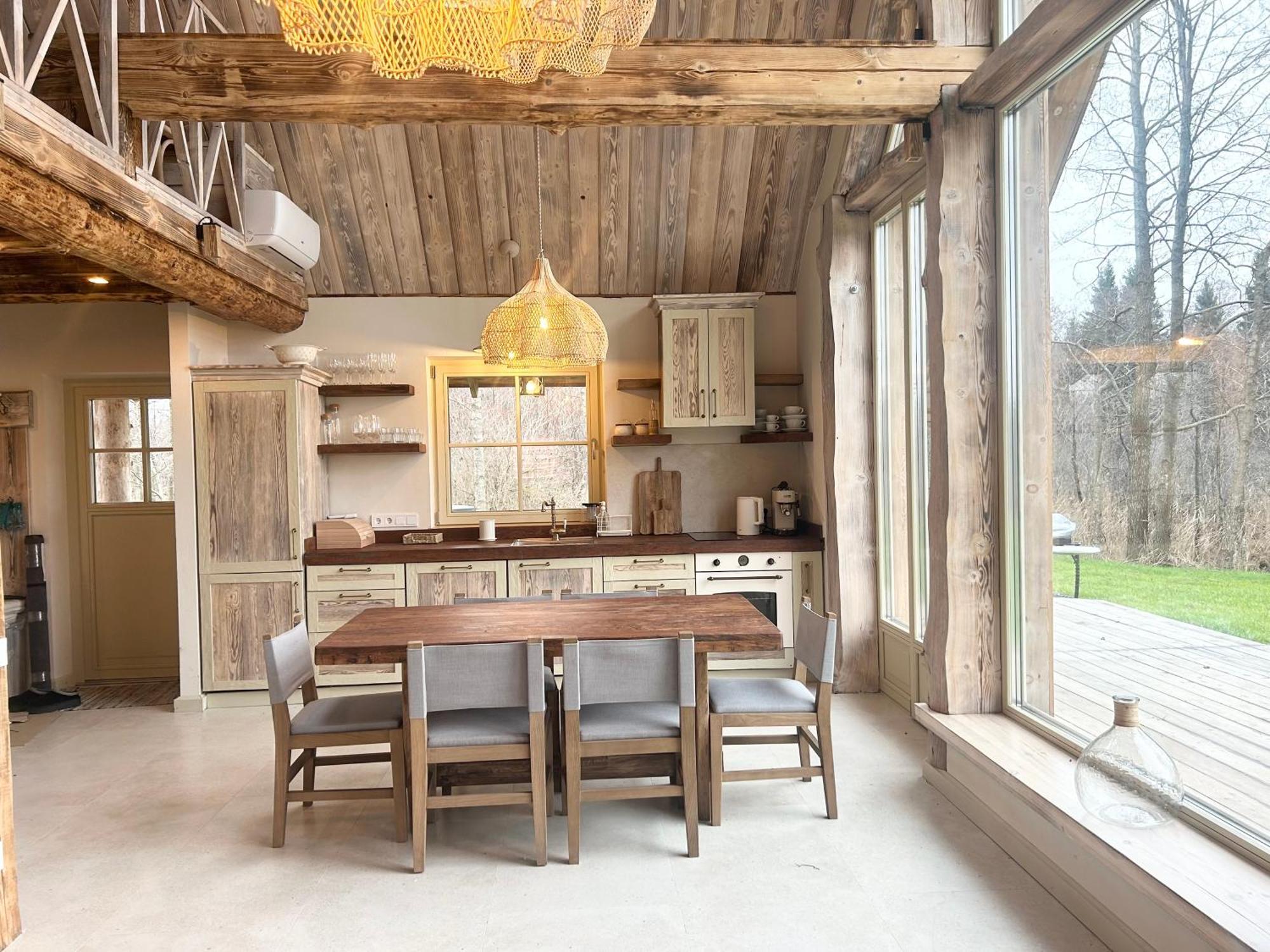 Dabintos Slenis Landhaus Semeliskes